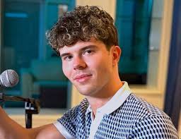 Good night, my dear friends 🌙💖 I've finished rehearsing and I'm full of  excitement! 🎹✨ In less than 2 days, we'll be together again — ready to  share music and special moments