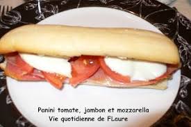 Panini Tomate Jambon Mozzarella Mozzarella Panini Pains A Hot Dog