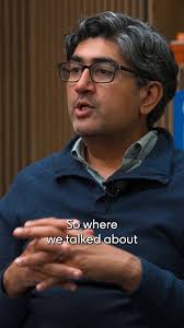 Aneesh Raman in Conversation with Allianz CPO Bettina Dietsche Allianz.mp4 