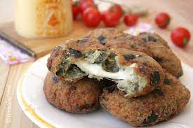 La melanzana ha delle proprietà nutritive notevoli; Polpette Di Melanzane Alla Calabrese