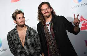 Изучайте релизы mau y ricky на discogs. Mau Y Ricky Conquers Hot Latin List With 7 Songs