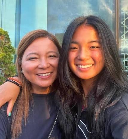 Andrey - Alex Eala with her beautiful mum ❤️ | Facebook