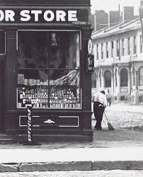Store Front Window Of An Unidentified Liquor Store On Chouteau Avenue Missouri C1900 Tiendas Fotografia Arte