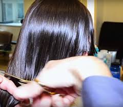 If you have long hair but you're bored with your look, you may be tempted to go for a chop. Beautiful Girl Decides To Cut Long Hair And Looks Fabulous