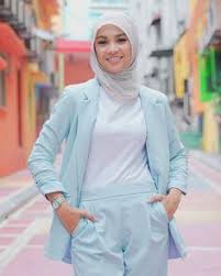 But there are also those who came to nabila's defense, calling out to the haters to stop listening to nabila if they disliked the song so much. Shah Shahpolice Profile Pinterest