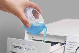 как избавиться от запаха пота под мышками в домашних условиях Kak Izbavitsya Ot Zapaha Pota Na Odezhde I Bystro Osvezhit Ee Bez Stirki