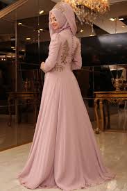 Pinar Sems Lale Abiye Elbise Pudra Ala Tesettur Tesettur Giyim Modasina Yon Veren Tasarimlar Aksam Elbiseleri Musluman Elbisesi The Dress