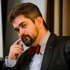 La primele ore ale dimineții, pe vremea când populația activă a patriei, atâta câtă o fi ea iși sorbea alene prima cafea a zilei, un mesaj cel puțin ciudat putea fi citit pe pagina fostului ministru al învățământului, nimeni altul decât liviu marian pop.ciudat pentru ca folosea. Paleologu Exprimarea Noului Ministru Al EducaÅ£iei Este TrogloditÄƒ Intr Un Mod Continuat Rfi Mobile