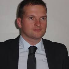 Introducing Profile Summary: Faster Candidate Insights with Zia