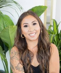 Extensions Professionals in Kahului, HI