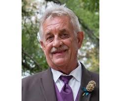 Earl Waller's Instagram, Twitter & Facebook