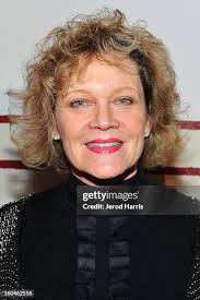 Actor Roy Abramsohn and actress Betsy Gardner arrive at the premiere...  News Photo