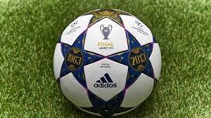 Oyunumuzda 1 veya 2 kişilik modlarından birini seçerek başlangıç yapabilir ve takımınızı seçerek turnuvaya katılabilirsiniz. Final Match Ball Marks Past Wembley Showpieces Uefa Champions League Uefa Com
