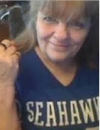 Evelyn Mathieu's Instagram, Twitter & Facebook