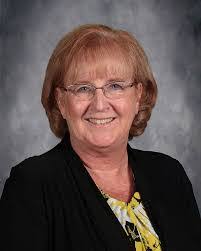 Robin Knaff's Instagram, Twitter & Facebook