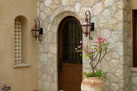 Originally carried by enslaved africans and free men of color, flambeaux carriers were a direct reflection of racial segregation and discrimination in the u.s at the time. Flambeaux Lighting Metairie La Us Houzz