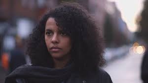 Alice hasters is currently running in her thirties. Lesung Gesprach Mit Alice Hasters Was Weisse Menschen Nicht Uber Rassismus Horen Wollen Br Kulturbuhne Br De