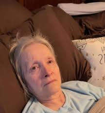 Good night to all my dear fans. I want to share something from my heart and  kindly ask for your prayers. My mom's health has not been good, and each  day is