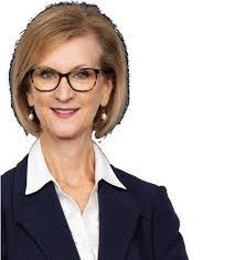 Arnold Graf's Instagram, Twitter & Facebook