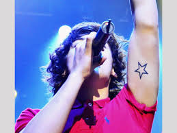 By fan estimations, he now has more than 56, covering. 30 Unbelievable Harry Styles Tattoo Slodive