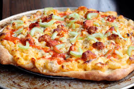 Get the pioneer woman's mac and cheese recipe i love this ingredient in macaroni & cheese. Buffalo Chicken Macaroni And Cheese Pizza Tasty Kitchen A Happy Recipe Community