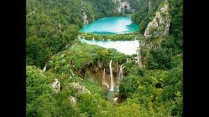 Este atat de plata incat inaltimea sa variaza cu mai putin de un metru pe intreaga suprafata. Top 10 Cele Mai Frumoase Locuri Din Lume Youtube