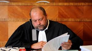 Les discussions allaient bon train depuis le début de la semaine pour. Cousolre Dupond Moretti L Enfant Du Pays Devenu Garde Des Sceaux