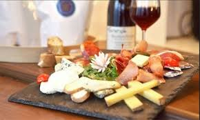 Cours D Initiation A L œnologie Avec Une Degustation De 6 Vins Degustation Degustation De Vin Vins