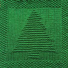 This easy heart knit stitch pattern is perfect for making cute dishcloths, washcloths, or blanket squares. Free Christmas Tree Dishcloth Or Afghan Square Daisy And Storm