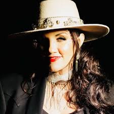 Stephanie Urbina Jones (@stephanie_urbina_jones) • Instagram photos and  videos