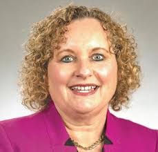 Pamela Shapiro's Instagram, Twitter & Facebook