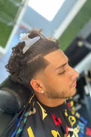 Fade Corte Moicano Mohicano Desvanecido Modernos Cortes De Cabello Para  Mujer: Wolf Cut Estilo Dominik