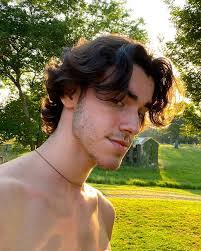 Trey Glover's Instagram, Twitter & Facebook