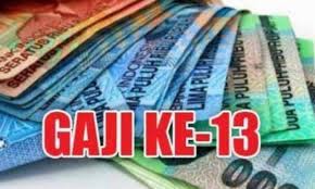 Menteri keuangan sri mulyani mengatakan, pertimbangan tersebut lantaran pendapatan negara yang diperkirakan menurun di tahun ini. Pemkab Gresik Cairkan Gaji Ke 13 Dan Ke 14 Rp 76 M Bangsa Online Cepat Lugas Dan Akurat