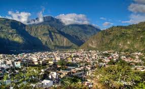 Located in the province of tungurahua in the foothills of the majestic tungurahua volcano. Banos Ecuador Cost Of Living Expat Lifestyle And Real Estate Info 2021