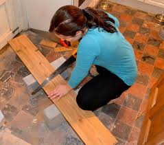 Indir, dekupaj indir, testere indir, amator olarak kullananlar icin evde mutlaka bulunması. Laminati Kesmek Daha Iyi Laminat Parkenin Evde Talas Veya Hasar Olmadan Nasil Kesilecegi Zaten Monte Edilmisse Laminat Parke Nasil Kesilebilir