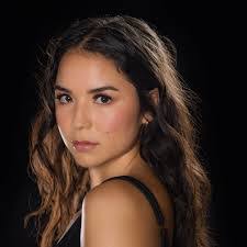 Julie Lawless's Instagram, Twitter & Facebook