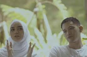 Jun 17, 2021 · drakor racket boys menuai atensi dari netizen indonesia. Panen Pujian 5 Potret Citra Kirana Dan Rezky Aditya Fitting Baju Nikahan Matamata Com