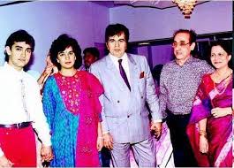 2 Likes 1 Comments Muvyz Com Muvyz On Instagram Aamirkhan Dilipkumar Tahirhussain Muvyz020218 Muvy Aamir Khan Kareena Kapoor Khan Bollywood Actors