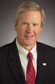 First US Bank promotes two executives