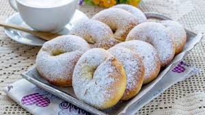 Beignets De Carnaval A La Creme Au Four Recettes Mag Recette Beignets Creme Pour Gateau Recettes De Cuisine