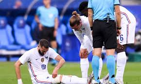 Check spelling or type a new query. Verletzungsschock Fur Die L Equipe Tricolore Frankreich Bangt Um Sturmer Star Karim Benzema Aktuelle Em 2021 News Hintergrundberichte Uvm