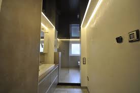 Badezimmer In 2020 Beleuchtung Badezimmer Spanndecken
