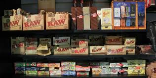 Now you can find all your best rolling tobacco brands at tobaccoonline rolling tobacco shop. On A Roll The Absolute Best Rolling Papers Of 2021