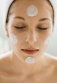 Masques Visage Maison 8 Recette De Grand Mere Pour Une Peau Parfaite Masque Visage Maison Masque Visage Visage