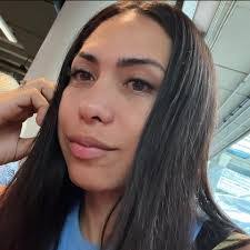 Naomi Hernandez's Instagram, Twitter & Facebook