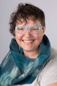 Alli Peters's Instagram, Twitter & Facebook