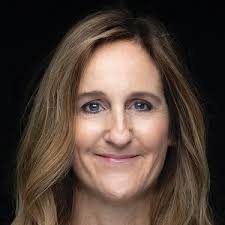 Julie Booth's Instagram, Twitter & Facebook