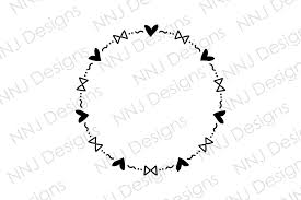 Download Laurel Wreath Round Circle Monogram Graphic By Nnj Designs Creative Fabrica