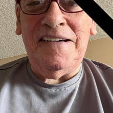 Robert Cappiello's Instagram, Twitter & Facebook